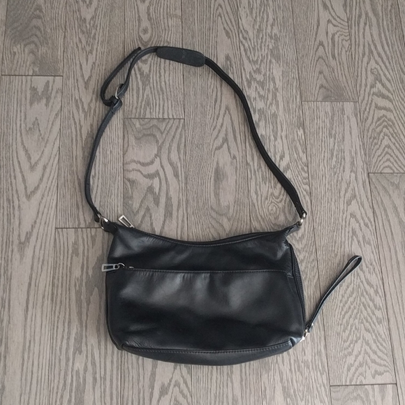 Beautiful vintage genuine leather bag 🌼🌸🍀 - Picture 4 of 8